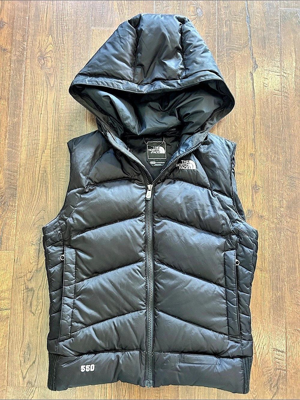 The North Face 550 Down Fill Puffer Hooded Vest Black Medium